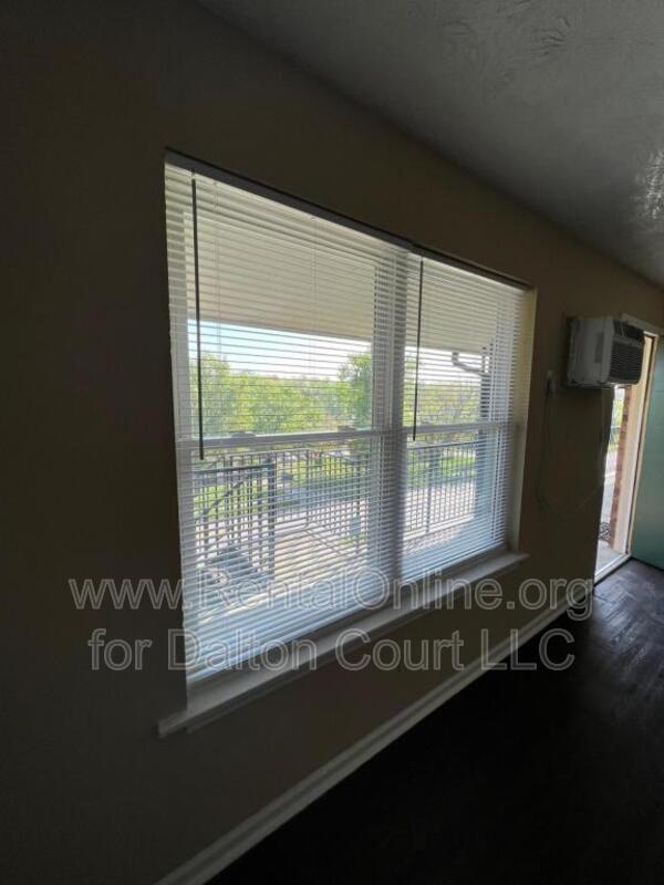 Lexington Condo: 1972 Cambridge Drive