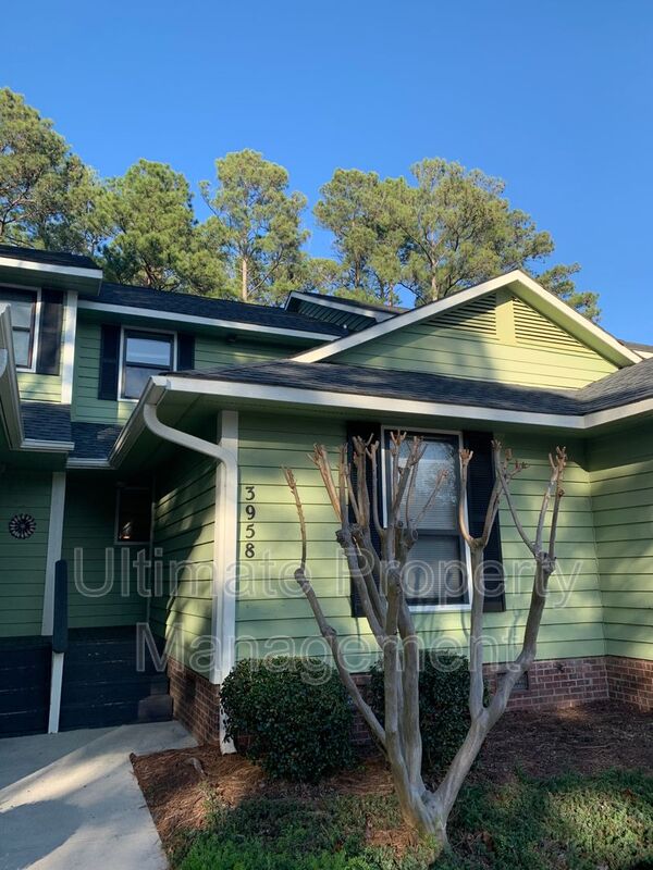 Wilmington Townhome: 3958 Echo Farms Blvd