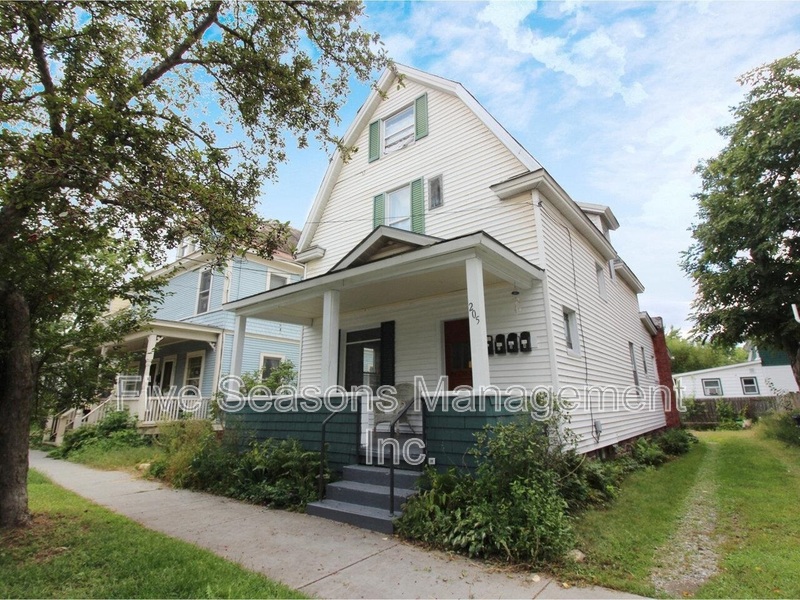Burlington Condo: 205 North Willard Street - 3