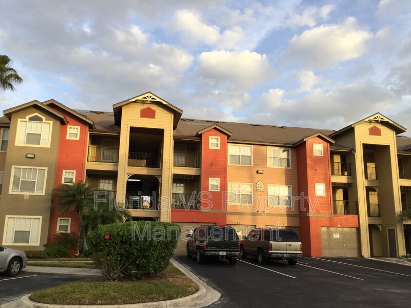Kissimmee Condo: 2206 Antigua PL