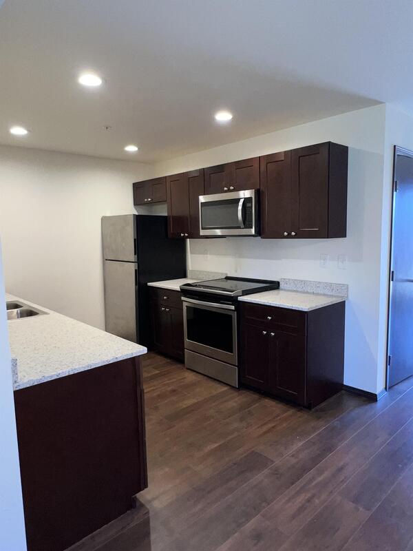 Lynden Condo: 2040 Andress Lane, #102