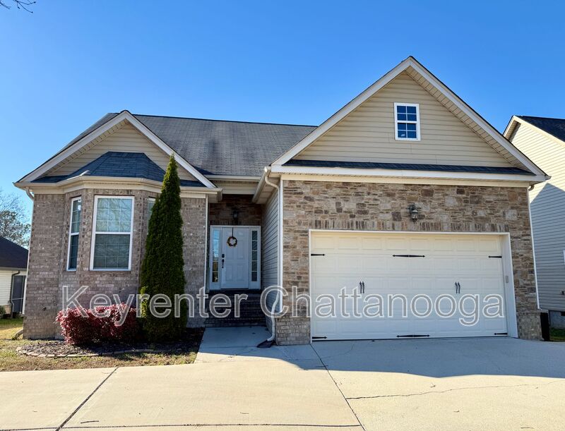 Chattanooga House: 8500 Standifer Gap Rd