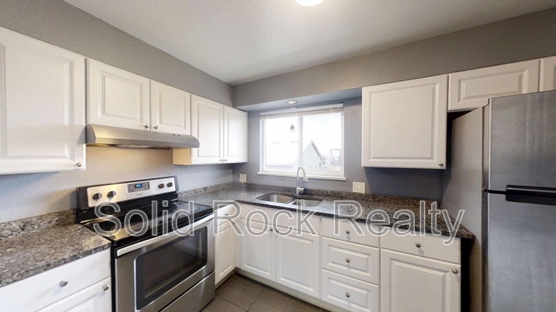 Colorado Springs Condo: 333 Bonnie Court