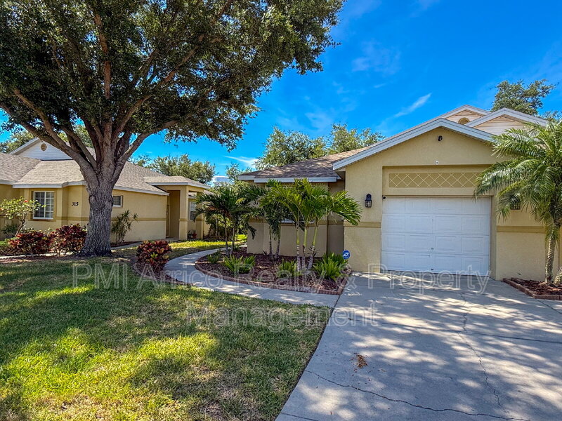 Palmetto Condo: 317 28th St W