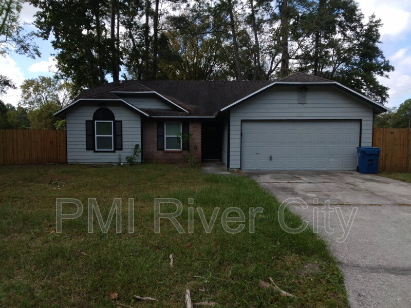 Jacksonville House: 502 Tidal Wave Lane