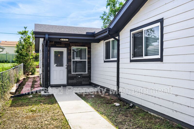 Commerce City Condo: 6822 Niagara Street