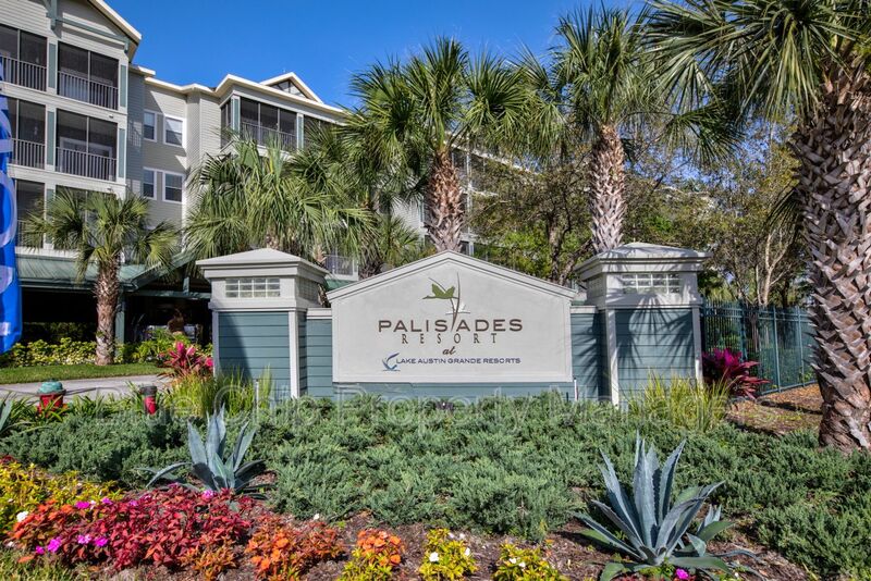 Orlando House: 14200 Avalon Rd Unit 302