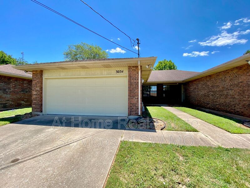 Springfield Condo: 3034 W Greenwood