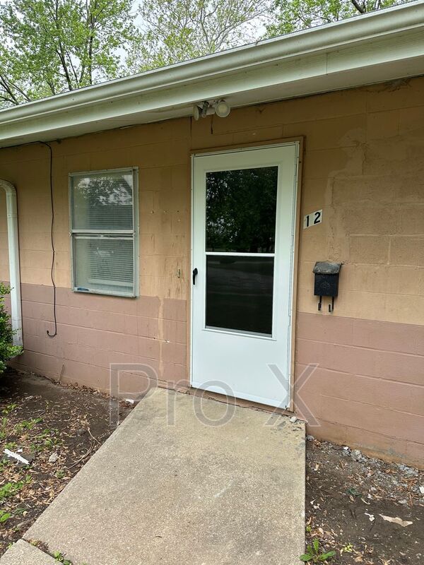 Girard Condo: 825 S Cherokee