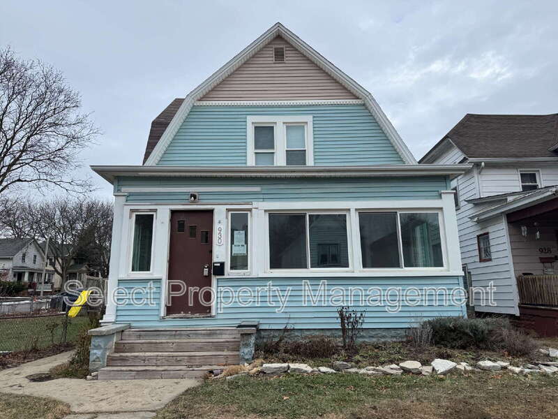 Fort Wayne House: 930 3rd Street