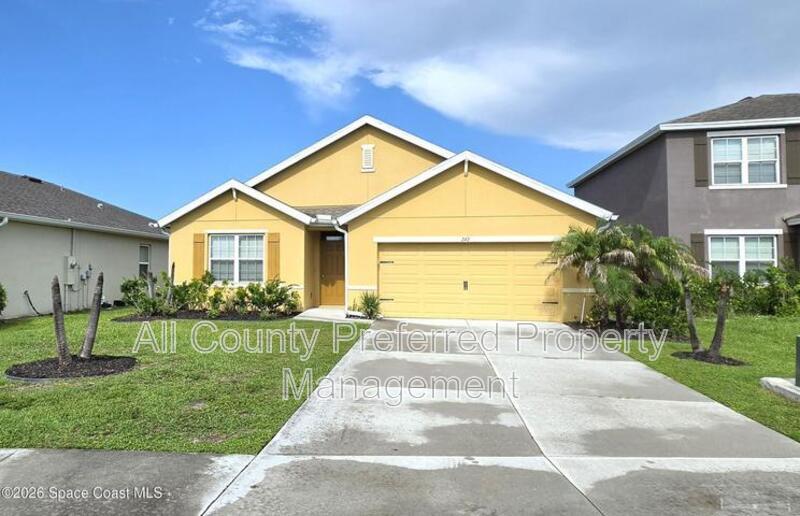Palm Bay House: 242 Guinevere Drive SW