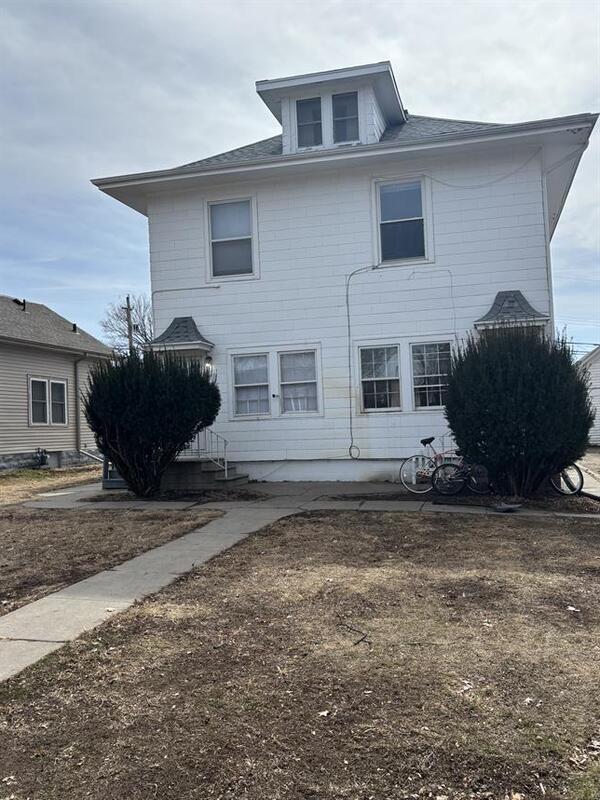 Lincoln Condo: 1625 Washington St