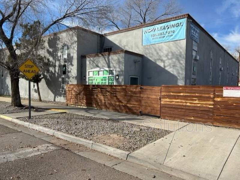 Albuquerque Condo: 401 14th Street Northwest