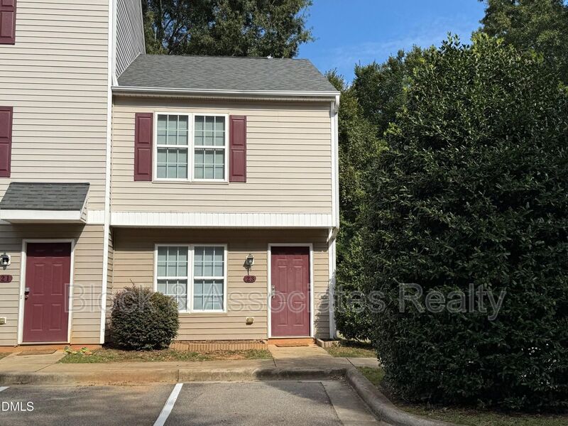 Raleigh House: 23 Red Lane