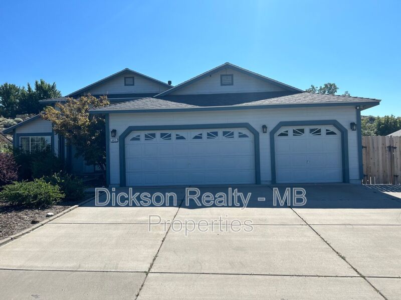 Reno House: 3470 Socrates Drive
