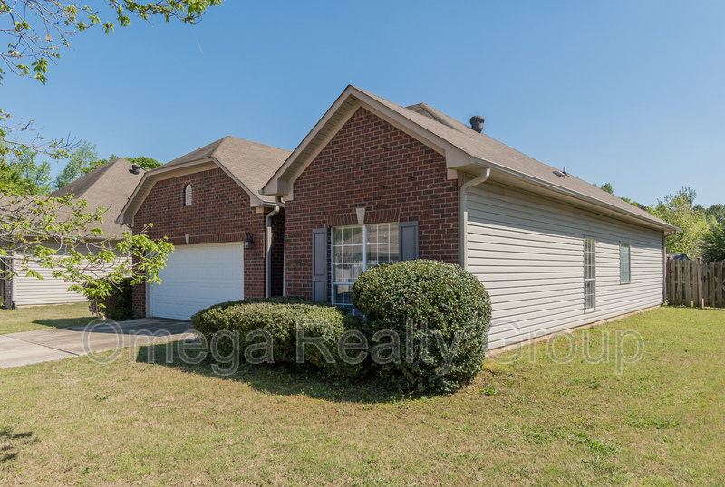 Alabaster House: 209 Forest Village Ln
