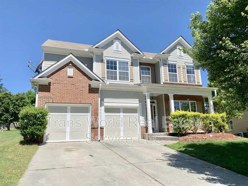 Buford House: 2202 Jasmine Glen Drive