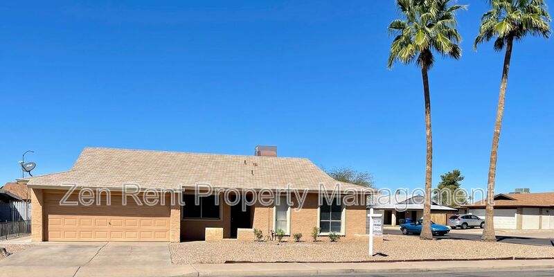 Mesa House: 1044 E. Harmony Ave