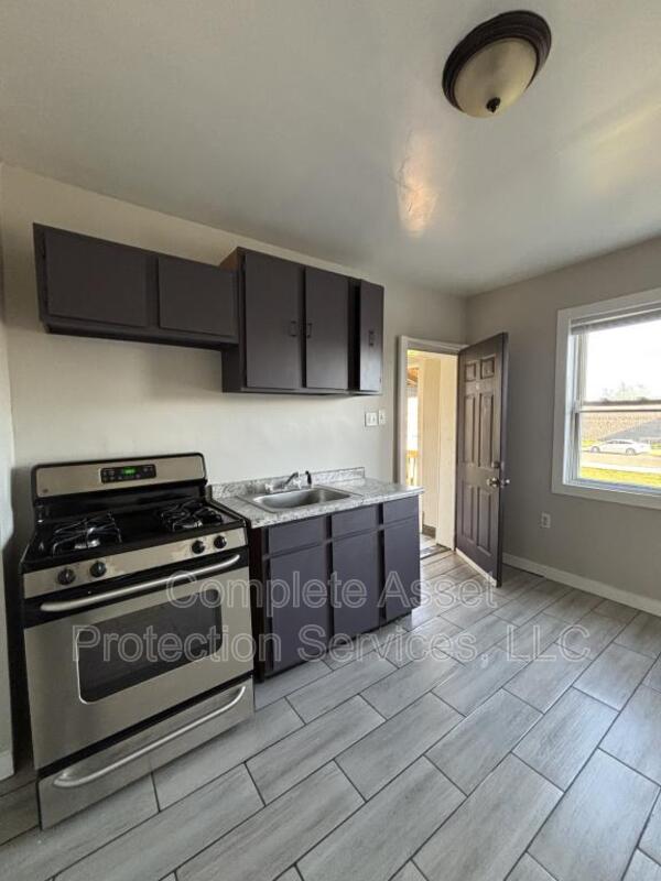 East Chicago Condo: 3732 Deodar St