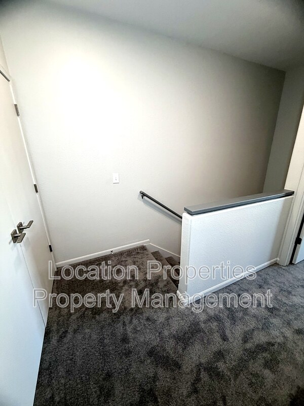 2201 Westdale Road - A3, Lawrence, Kansas rental photo 31 of 31