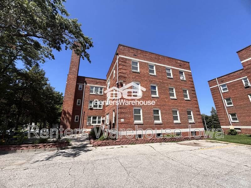 Des Moines Condo: 4200 Grand Ave