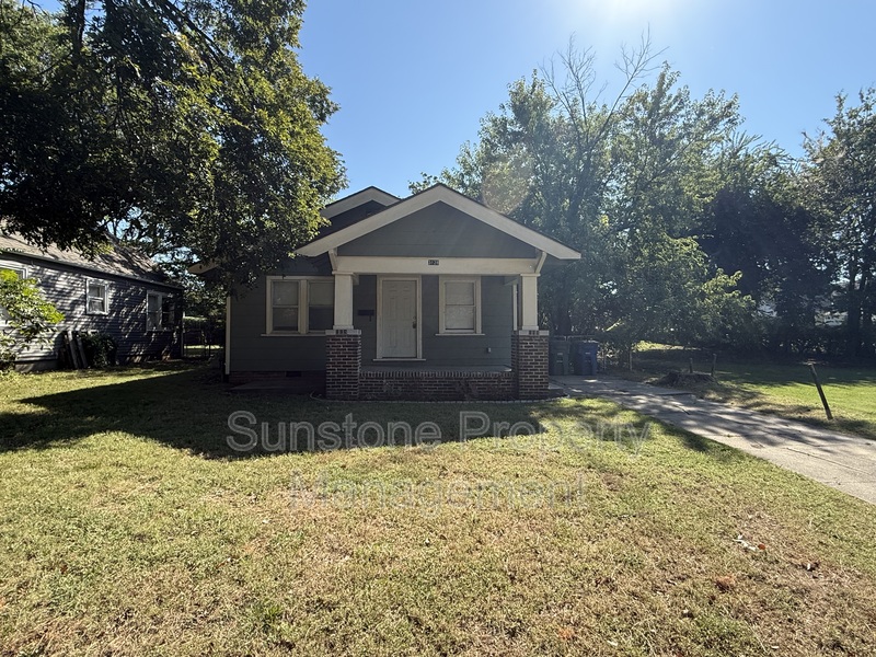 Tulsa House: 3128 E 4th St