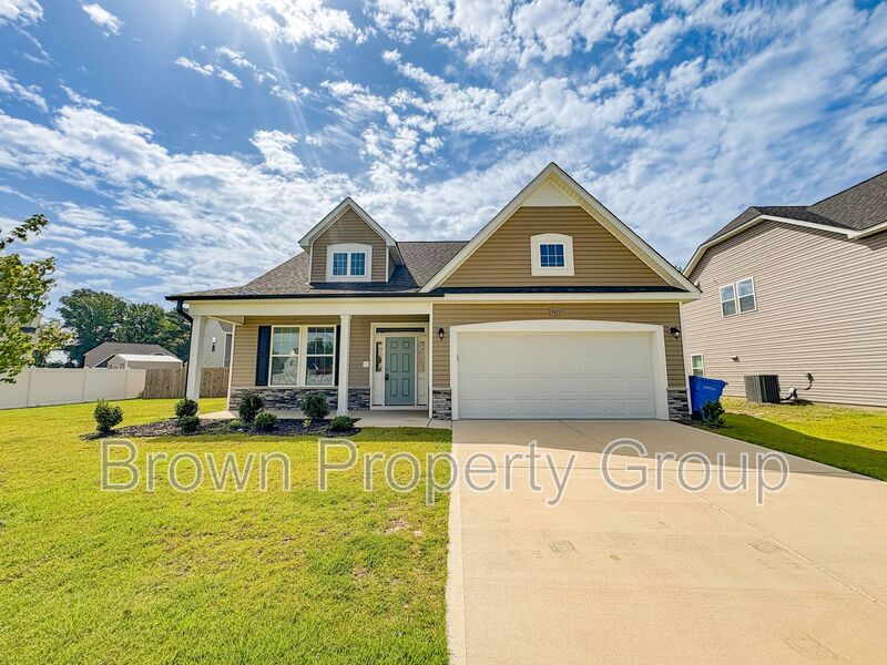 5611 Pondhaven Dr House: 5611 Pondhaven Dr