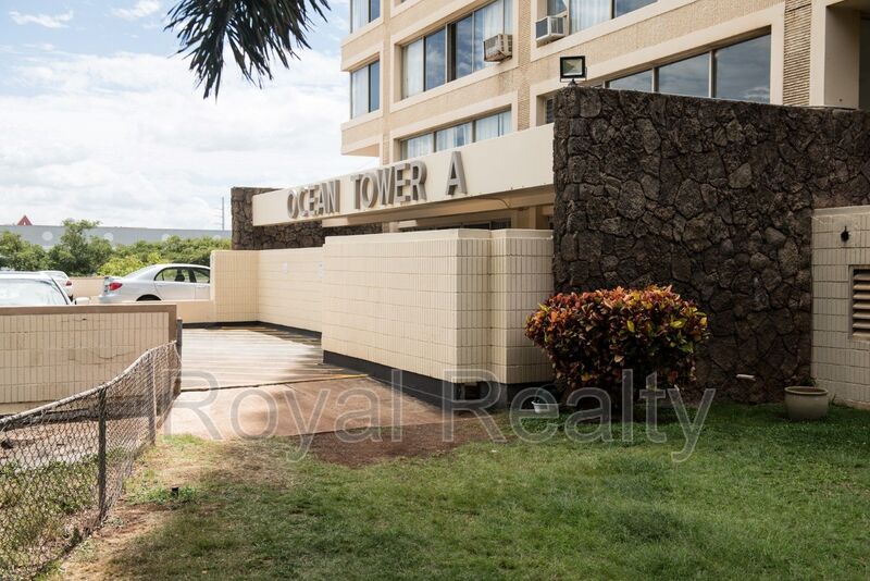 Pearl City House: 1060 Kamehameha Hwy 1505A