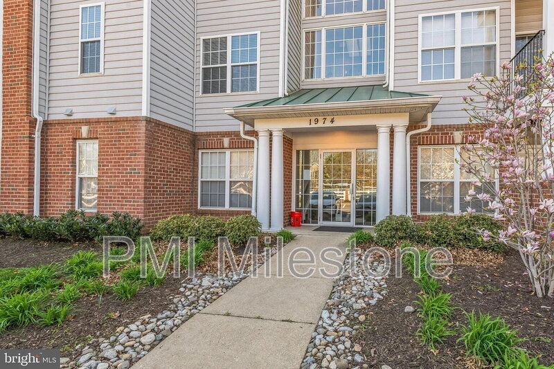 Annapolis Condo: 1974 Scotts Crossing Way
