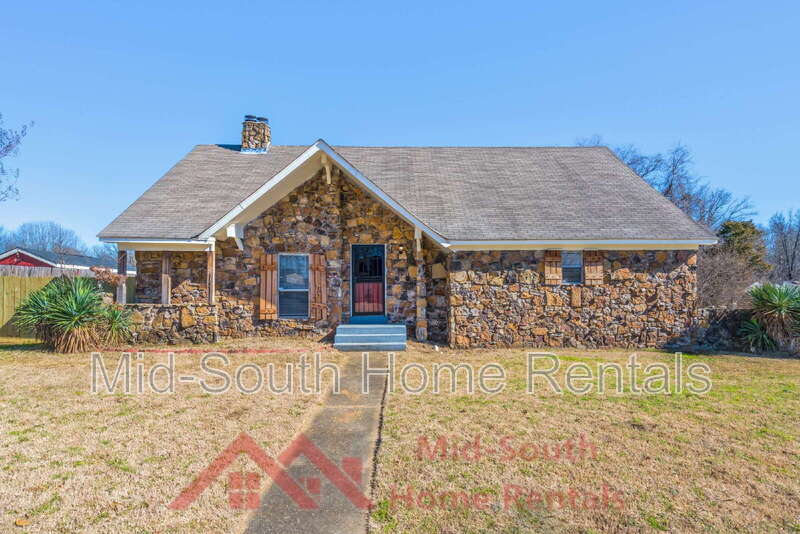 Memphis House: 5164 Brushwood Dr