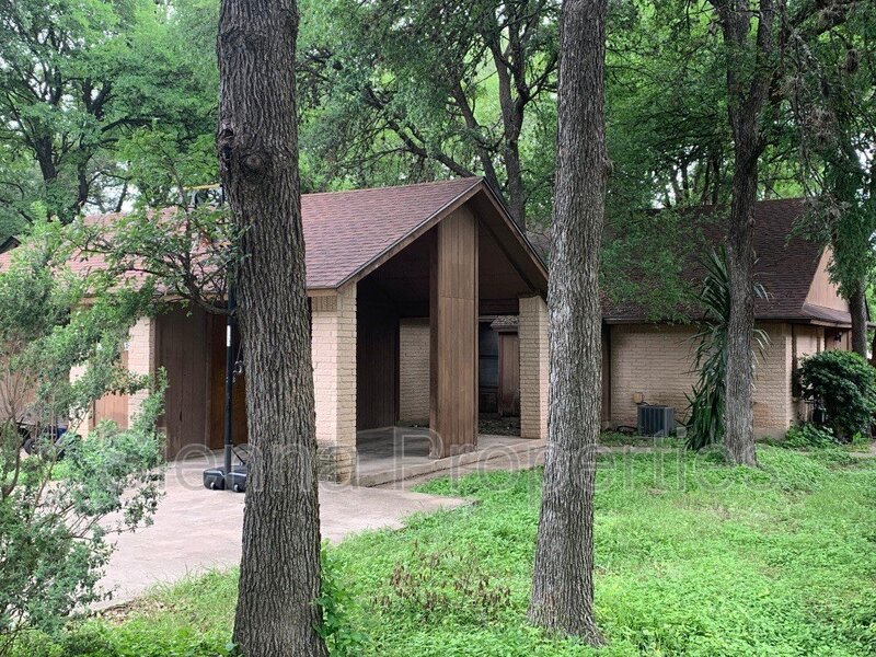 Austin Condo: 1004 Milford Way