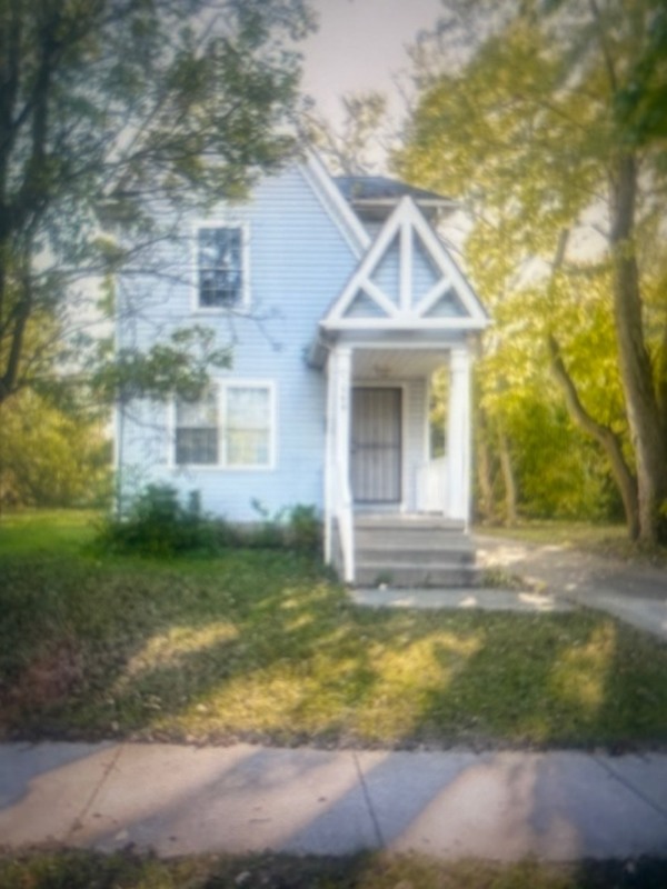 Cleveland House: 569 East 101st Street