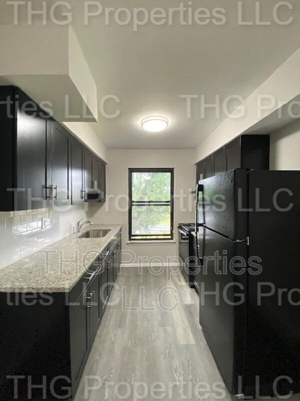 Orange Condo: 259 Reynolds Terrace