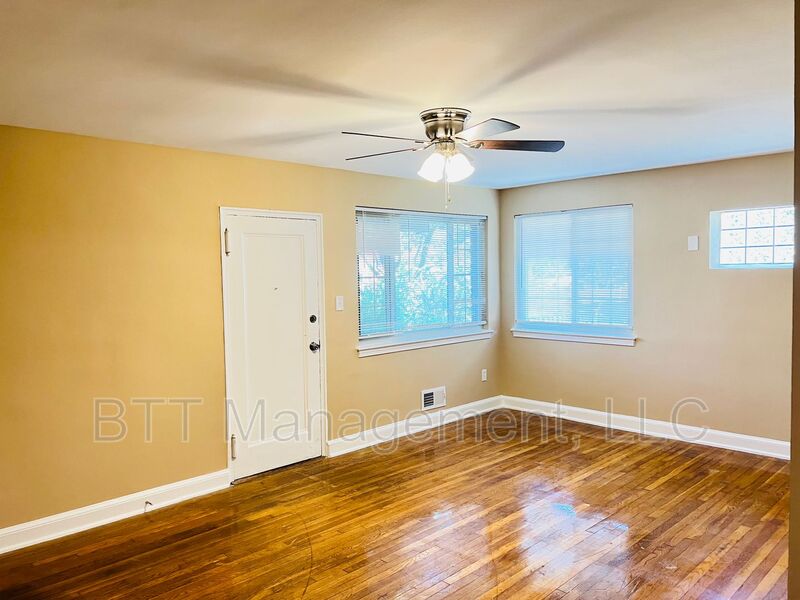 Silver Spring Condo: 8717 Plymouth Street