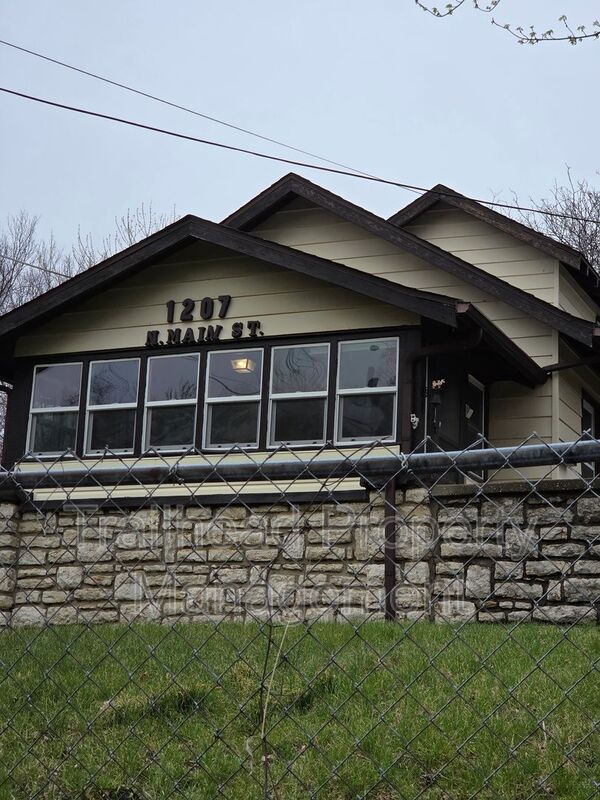 Independence House: 1207 N Main Street