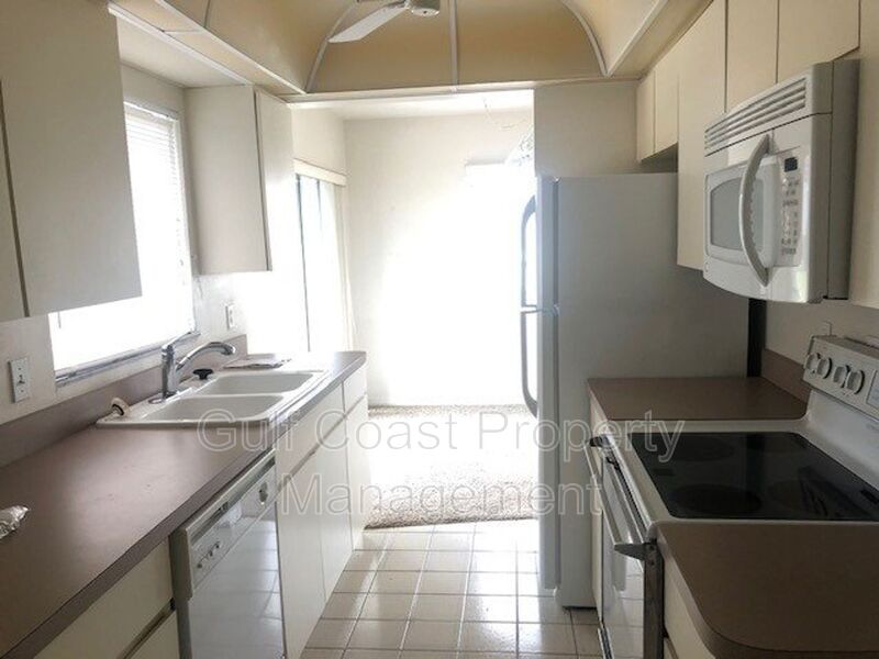 2125 Pueblo Circle #V-7 - Sarasota FL 34321 - Photo 8