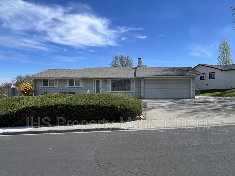 Richland House: 1506 Cimarron Ave.