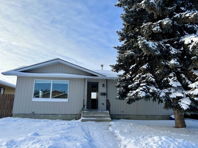 Edmonton House: 14212 114 Street Northwest