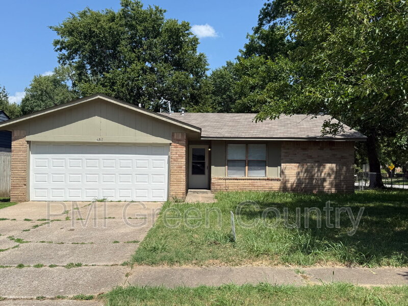 Broken Arrow House: 4317 South 4th Street