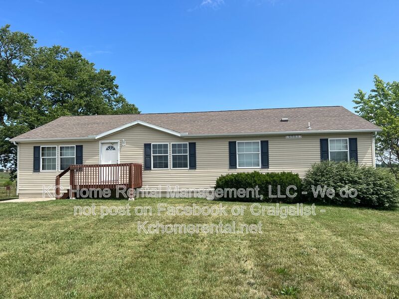 Bucyrus House: 10850 W. 207th St.