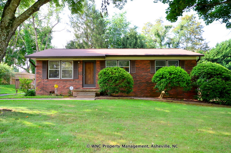 Asheville House: 53 Tipperary Drive