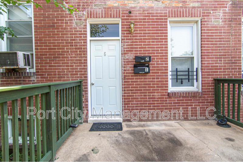 Baltimore House: 5 South Wickham Road - 2