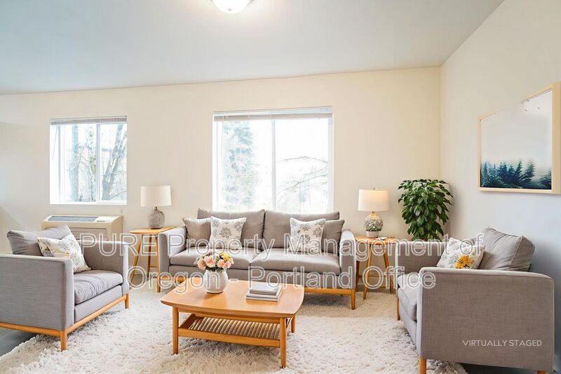 Portland Apartment: 141 NE 147th Ave