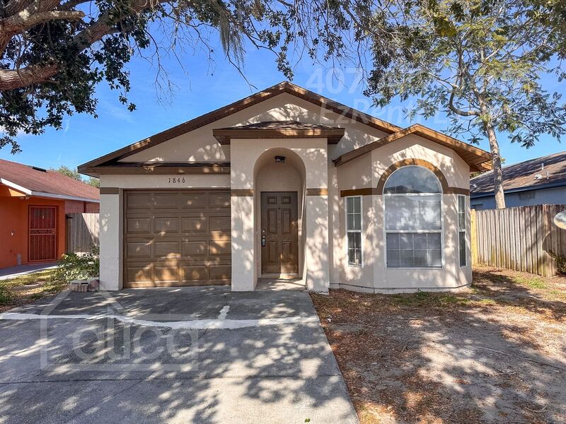 Orlando House: 1846 Spruce Ridge Dr