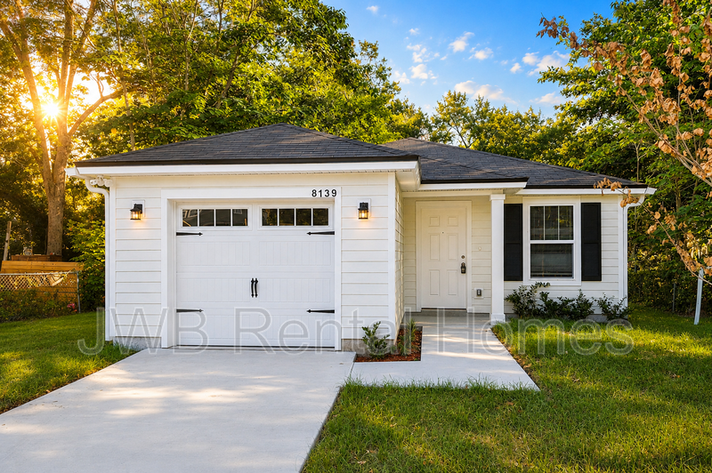 Jacksonville House: 8139 Wyoming St