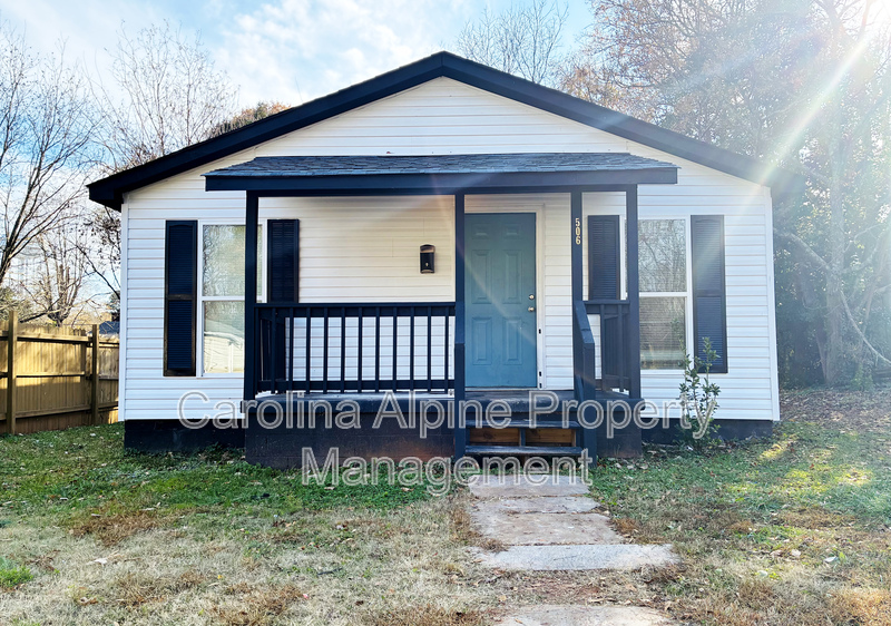 Shelby House: 506 Bonny St