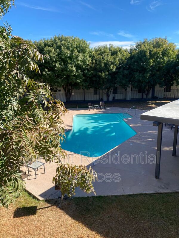 Tucson Condo: 2230 E. Ft. Lowell Rd.