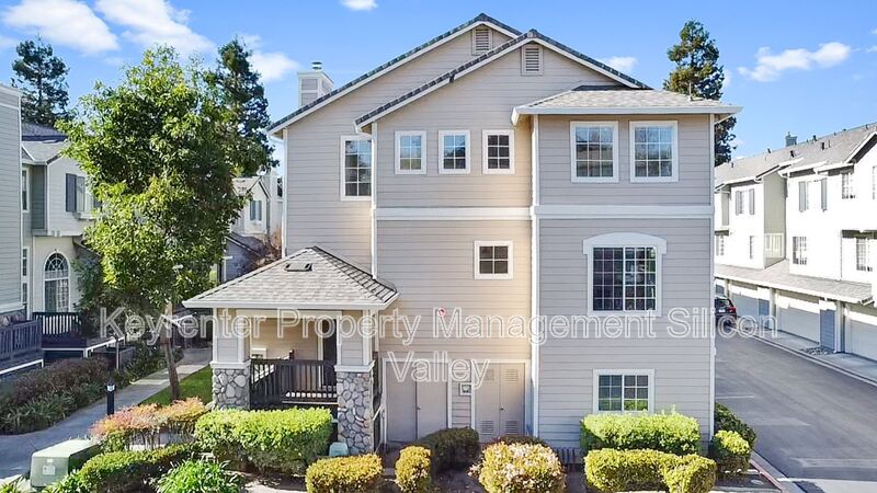 San Jose House: 1889 Kobuk Valley Common