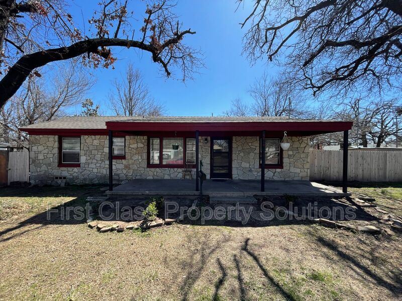 Bethany House: 6618 NW 31st St
