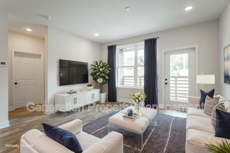 Chattanooga Apartment: 2318 E Main,